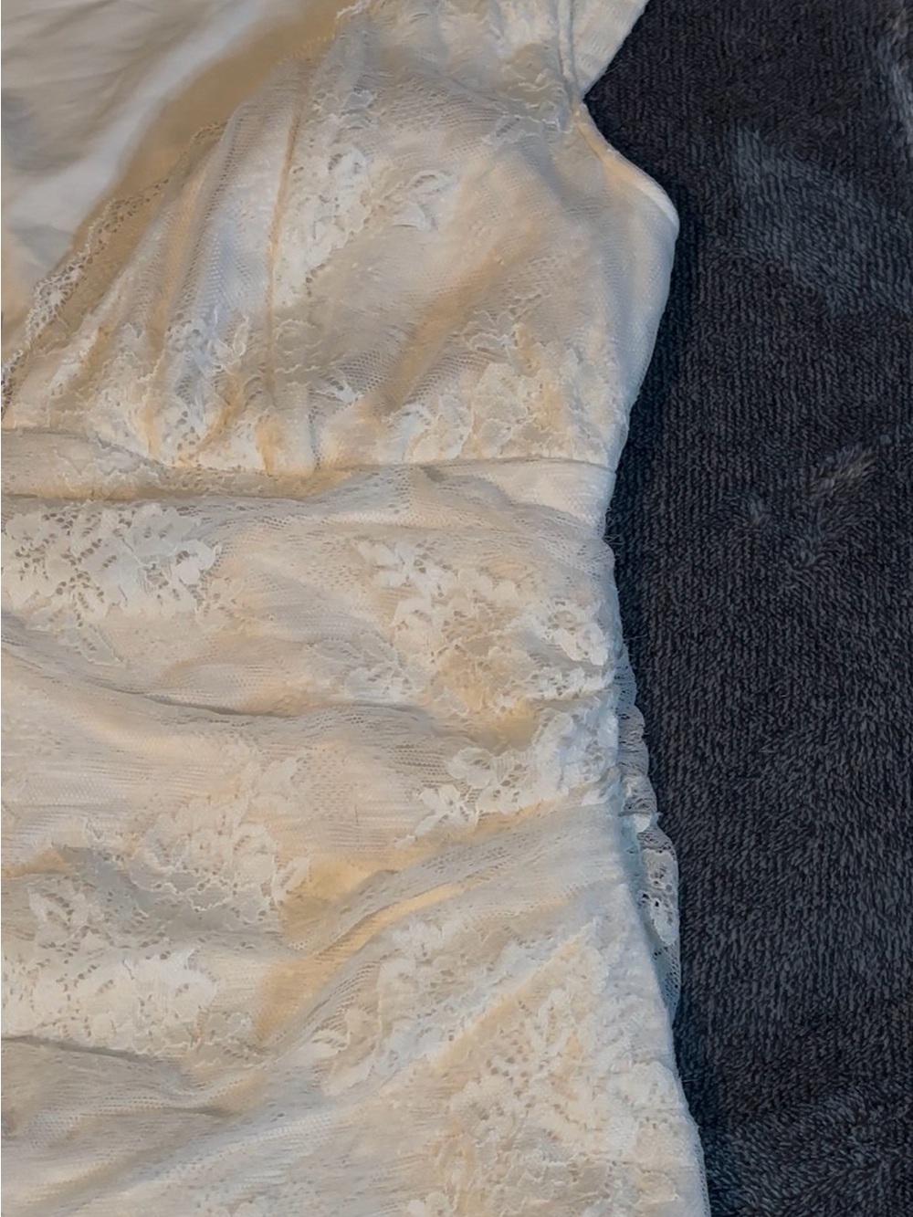 Abercrombie & Fitch Ivory Lace-Trim Camisole - Picture 3 of 4